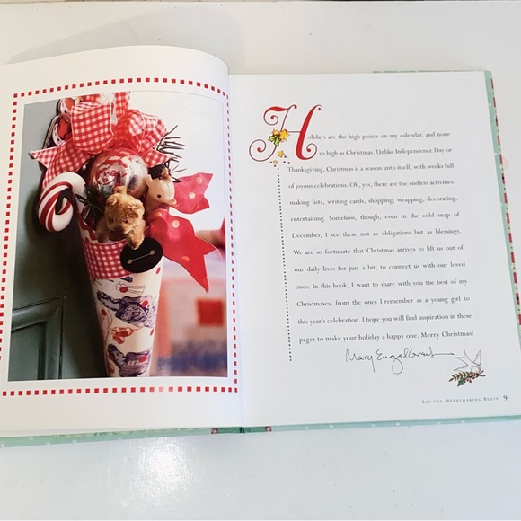 Vintage 2001 Mary Engelbreit Let The Merrymaking Begin Christmas Book Volume 1 - Picture 7 of 13